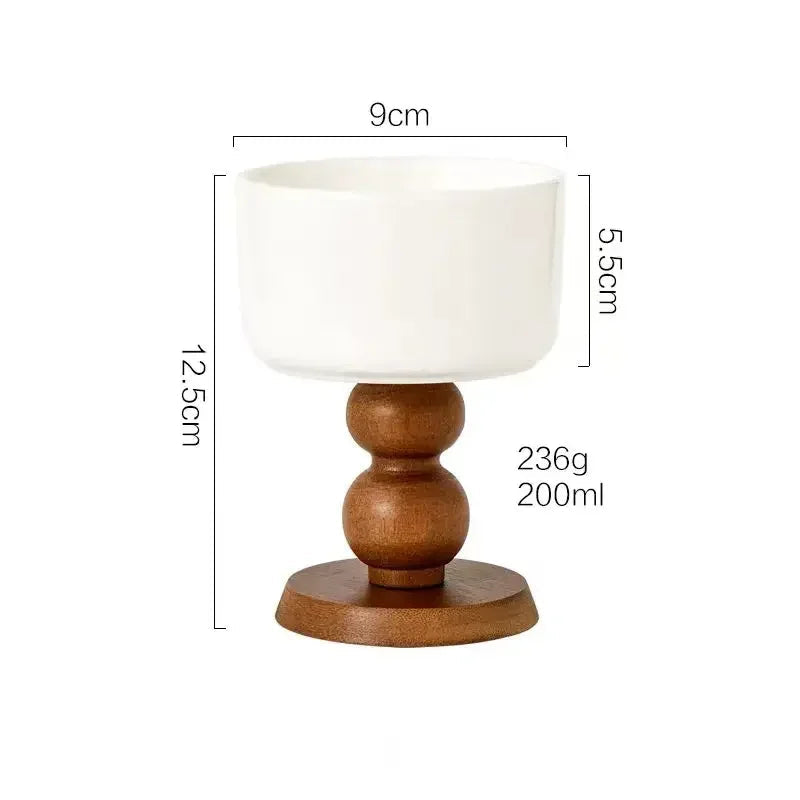 Taça para Sobremesa com Base em Madeira