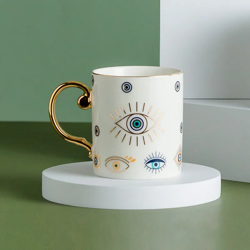 Caneca Olho Grego em Cerâmica - 300ml
