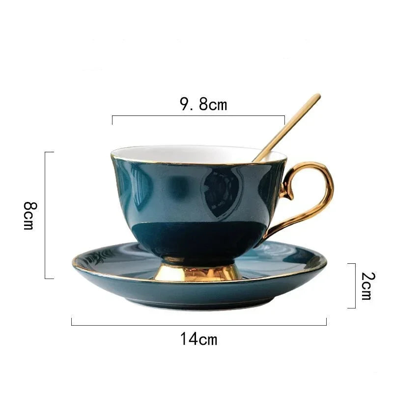 Xícara de Café em Cerâmica com Pires e Colher Estilo Nórdico Minimalista