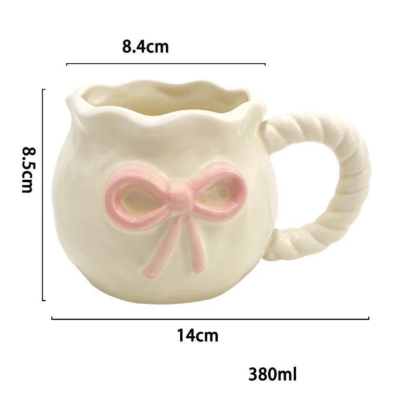 Caneca de Cerâmica 380ml com Laço & Coração