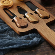 Conjunto Tábua de Queijo e Espátulas em Madeira Acácia - 4pcs