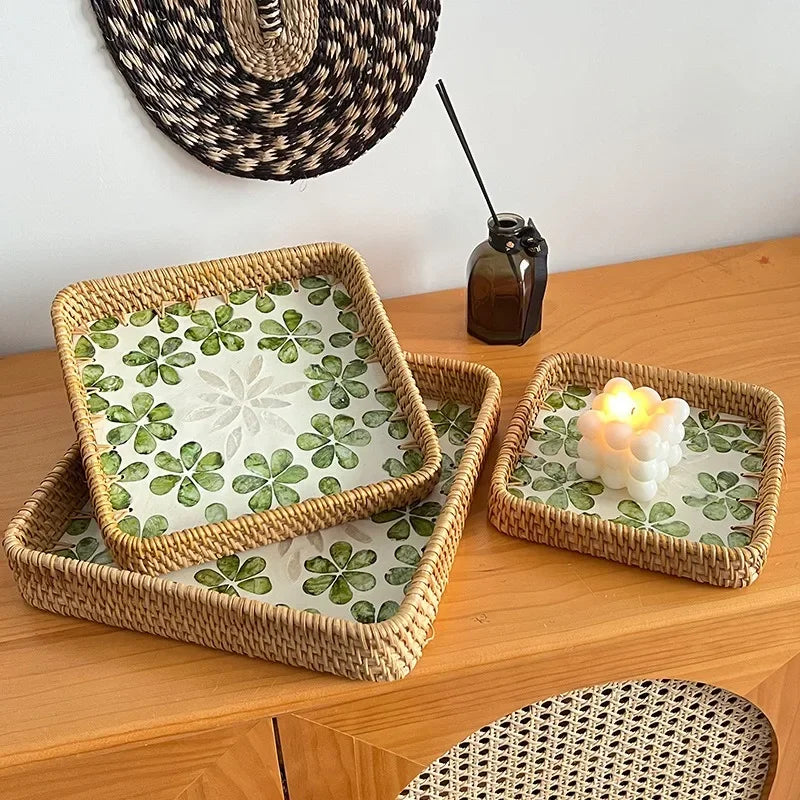 Bandeja Retrô de Rattan Feita à Mão