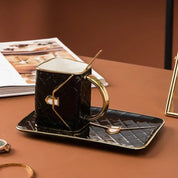 Conjunto Criativo Caneca Formato Bolsa em Porcelana 3pcs