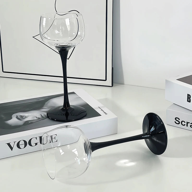 Taça Eleganza Negra - 150ml