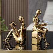 Escultura O Leitor em Cerâmica 2 Pcs