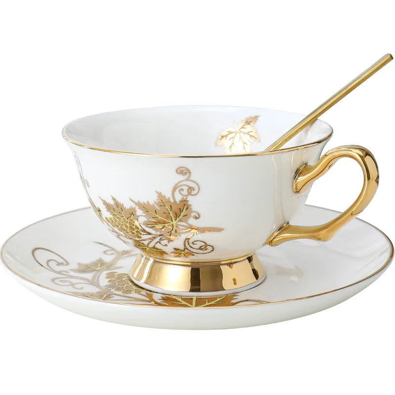 Jogo de Xícaras de Chá em Porcelana Floral Premium com Pires e Colher