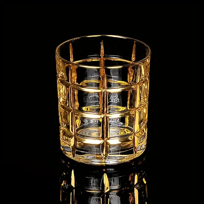 Copo de Cristal com Linhas Dourada