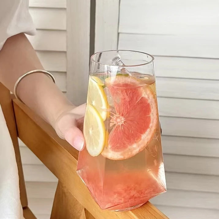 Copo de Vidro Criativo - 2 Modelos