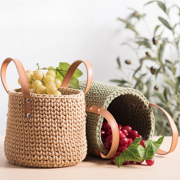 Cesta Artesanal de Algodão com Alça de Couro