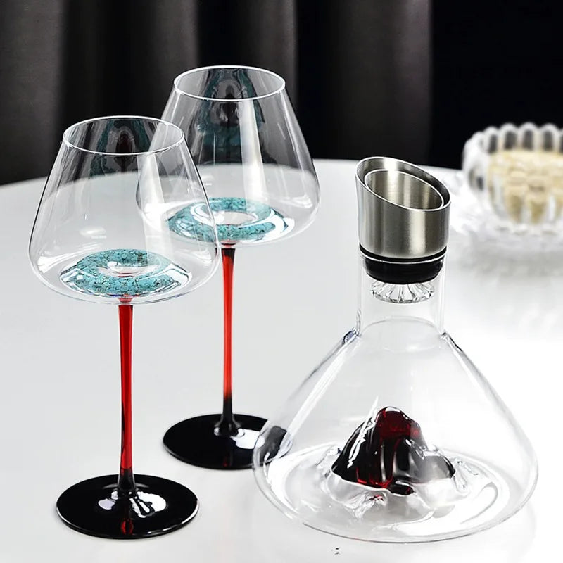 Taça de Vinho Luxuosa Turquesa com Haste Vermelha Elegante
