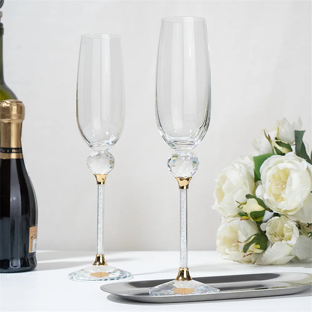 Conjunto 2 Taças 220ml Detalhes Dourado e Prata