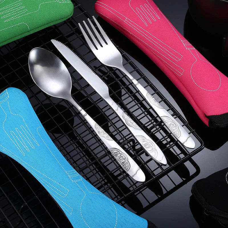 Kit Talheres Desenhado em Metal 4 Pcs