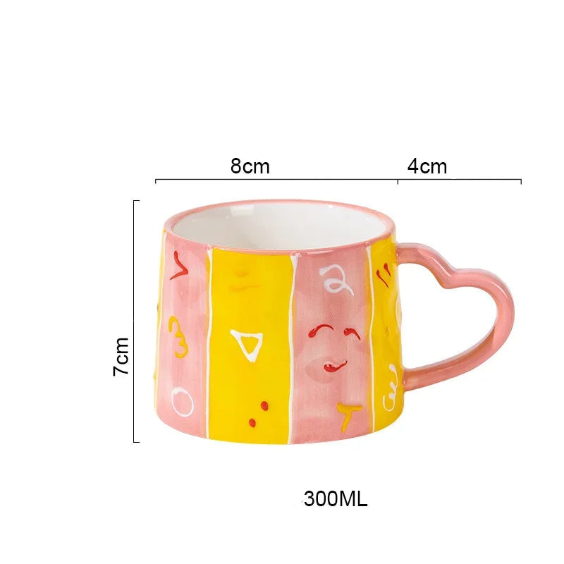 Caneca Pintada à Mão Cerâmica 300ml - Design Romântico