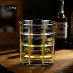 Copo de Cristal com Linhas Dourada