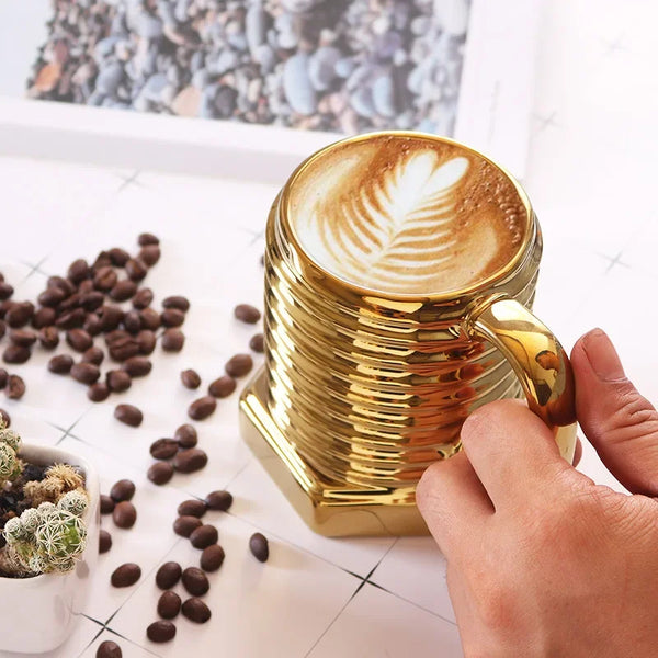 Caneca Formato Espiral - 380ml