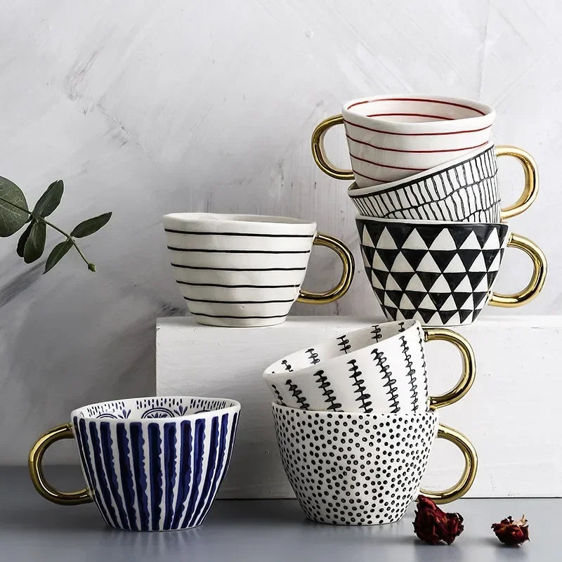 Caneca Geometric Pintada a Mão - 330ml