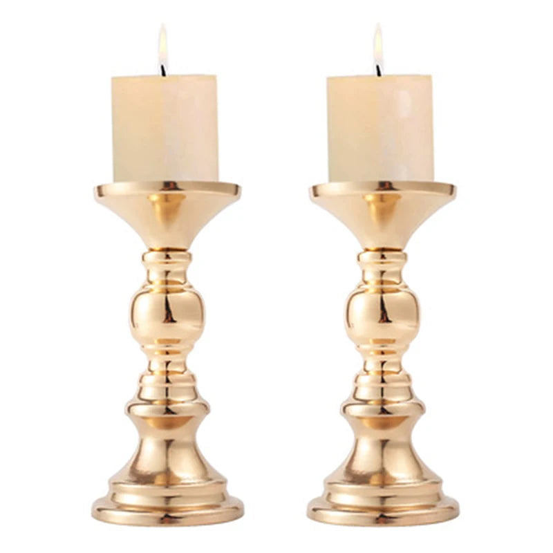 Conjunto Castiçais Dourado em Metal - 2pcs