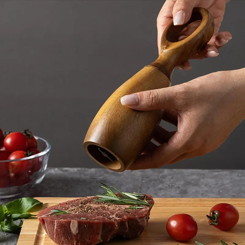 Moedor de Pimenta em Madeira de Acácia com Design Sofisticado