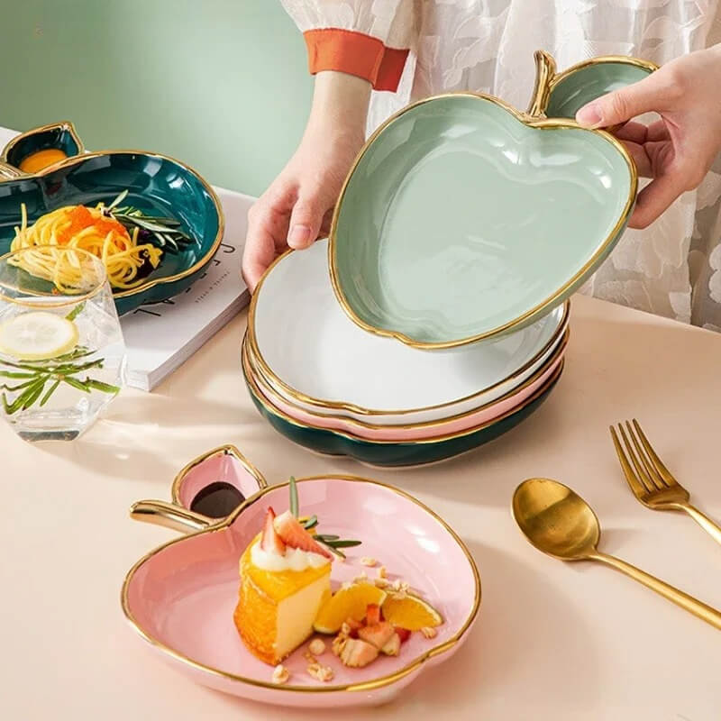 Prato Formato Maçã em Porcelana