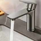 Torneira para Banheiro Quente e Frio em Inox