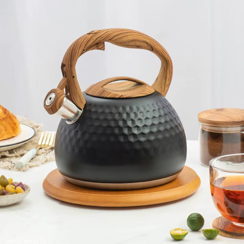 Chaleira 3L com Cabo de Madeira e Apito Elegante